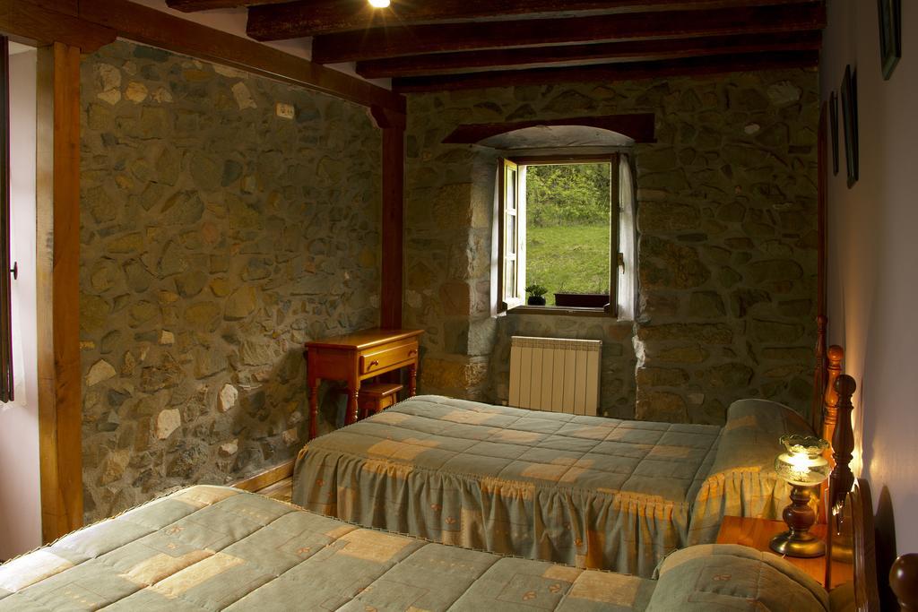 Hostal Venta San Blas Almándoz الغرفة الصورة