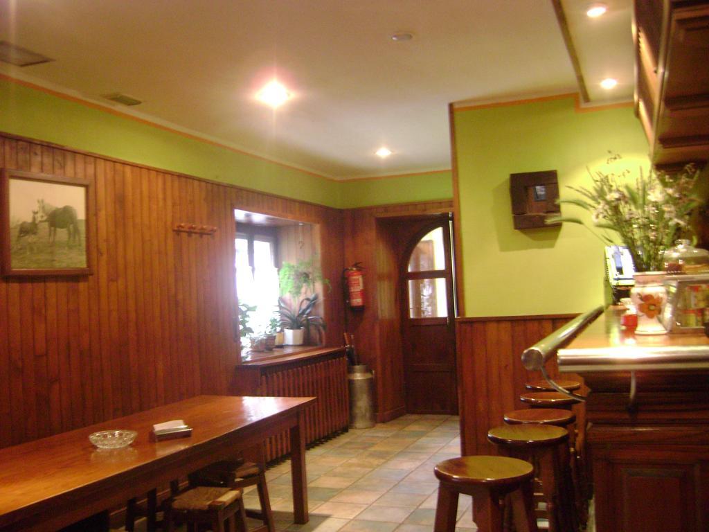 Hostal Venta San Blas Almándoz المظهر الخارجي الصورة